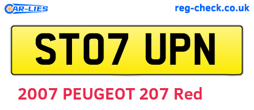 ST07UPN are the vehicle registration plates.