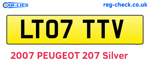 LT07TTV are the vehicle registration plates.