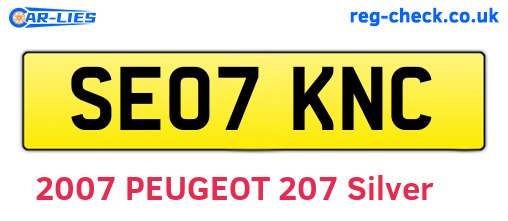 SE07KNC are the vehicle registration plates.