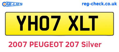YH07XLT are the vehicle registration plates.