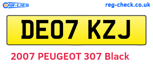 DE07KZJ are the vehicle registration plates.