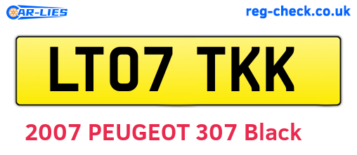 LT07TKK are the vehicle registration plates.