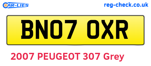 BN07OXR are the vehicle registration plates.