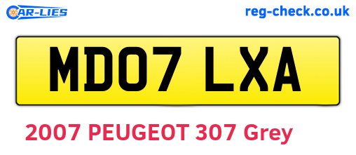 MD07LXA are the vehicle registration plates.