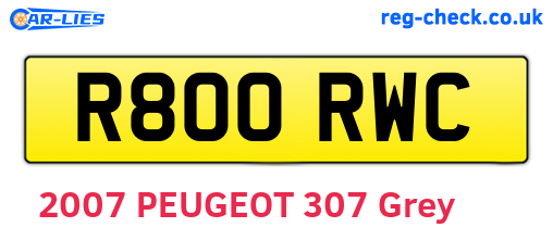 R800RWC are the vehicle registration plates.