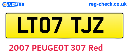 LT07TJZ are the vehicle registration plates.
