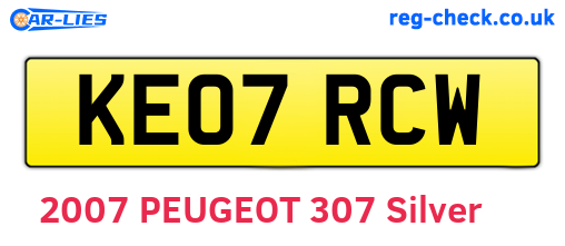 KE07RCW are the vehicle registration plates.