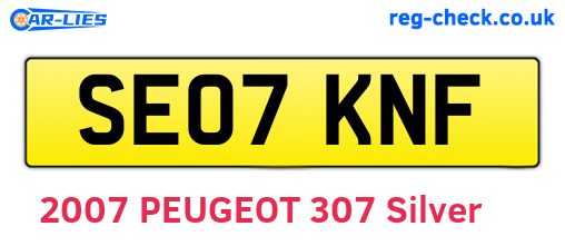 SE07KNF are the vehicle registration plates.