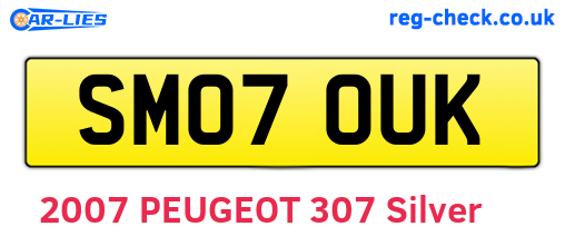 SM07OUK are the vehicle registration plates.