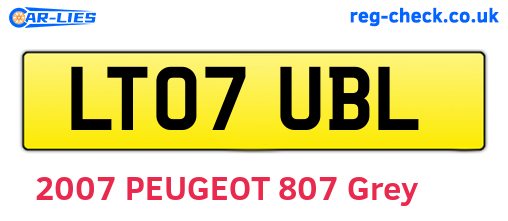 LT07UBL are the vehicle registration plates.