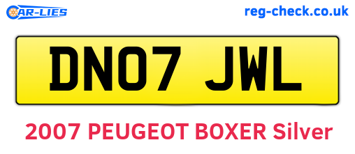 DN07JWL are the vehicle registration plates.