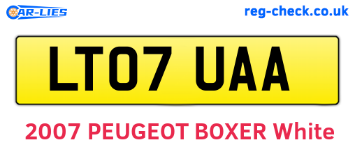 LT07UAA are the vehicle registration plates.
