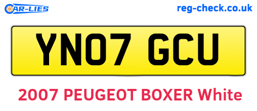 YN07GCU are the vehicle registration plates.
