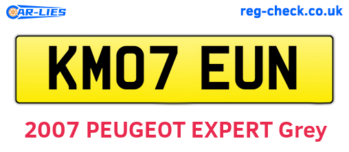 KM07EUN are the vehicle registration plates.