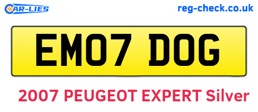 EM07DOG are the vehicle registration plates.