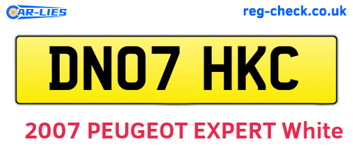 DN07HKC are the vehicle registration plates.