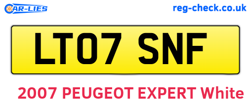 LT07SNF are the vehicle registration plates.