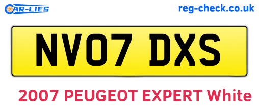 NV07DXS are the vehicle registration plates.