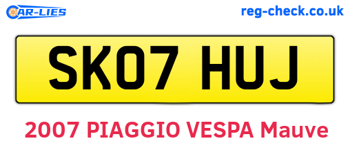 SK07HUJ are the vehicle registration plates.