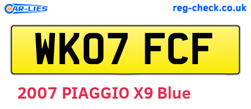 WK07FCF are the vehicle registration plates.
