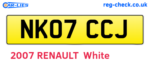 NK07CCJ are the vehicle registration plates.