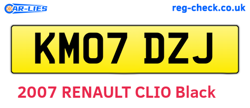 KM07DZJ are the vehicle registration plates.