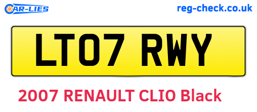 LT07RWY are the vehicle registration plates.