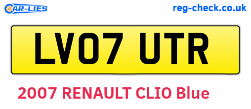 LV07UTR are the vehicle registration plates.