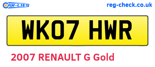 WK07HWR are the vehicle registration plates.