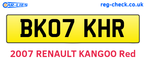 BK07KHR are the vehicle registration plates.