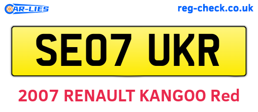 SE07UKR are the vehicle registration plates.