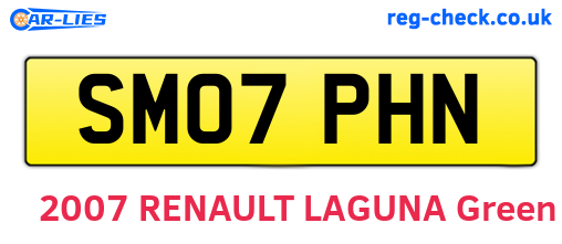 SM07PHN are the vehicle registration plates.