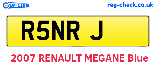 R5NRJ are the vehicle registration plates.