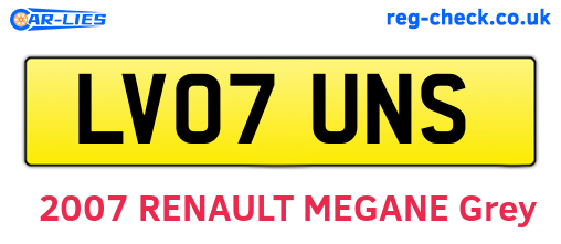 LV07UNS are the vehicle registration plates.