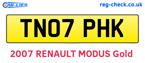 TN07PHK are the vehicle registration plates.
