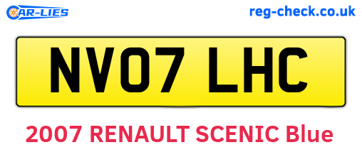 NV07LHC are the vehicle registration plates.