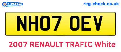 NH07OEV are the vehicle registration plates.
