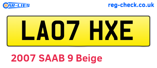LA07HXE are the vehicle registration plates.