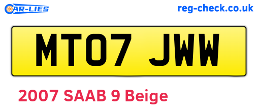 MT07JWW are the vehicle registration plates.