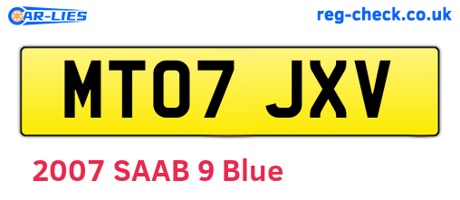 MT07JXV are the vehicle registration plates.