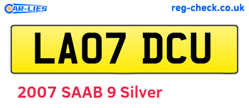 LA07DCU are the vehicle registration plates.