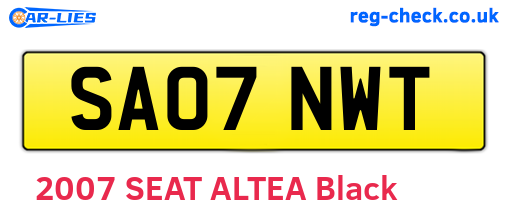 SA07NWT are the vehicle registration plates.