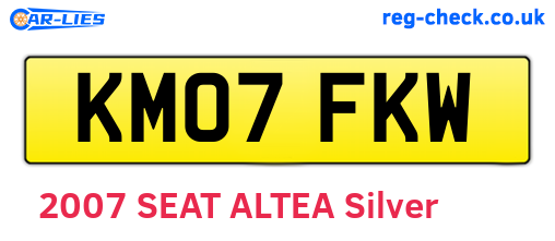 KM07FKW are the vehicle registration plates.