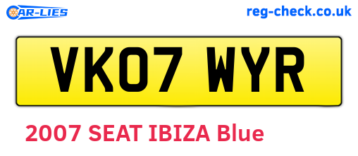 VK07WYR are the vehicle registration plates.
