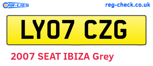 LY07CZG are the vehicle registration plates.