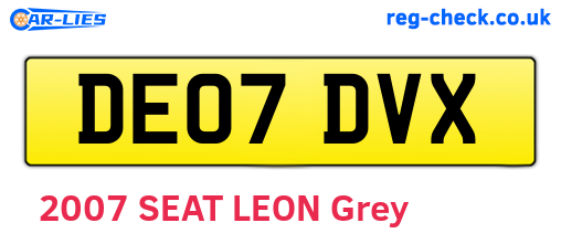 DE07DVX are the vehicle registration plates.