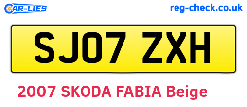 SJ07ZXH are the vehicle registration plates.