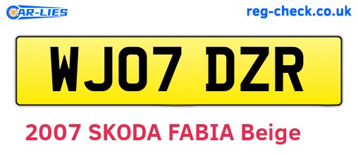 WJ07DZR are the vehicle registration plates.