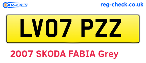 LV07PZZ are the vehicle registration plates.