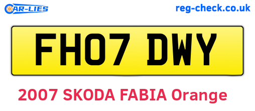 FH07DWY are the vehicle registration plates.
